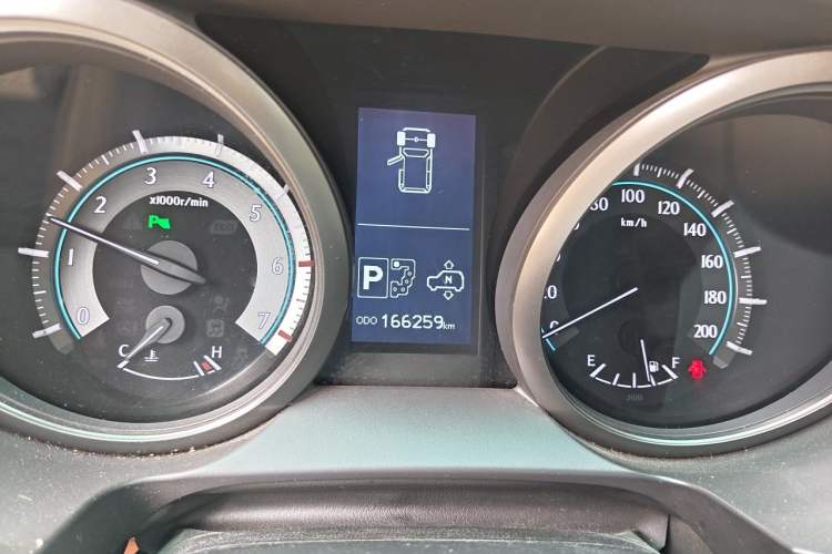 Used Toyota Prado 2010 4.0L Automatic VX Instrument Cluster