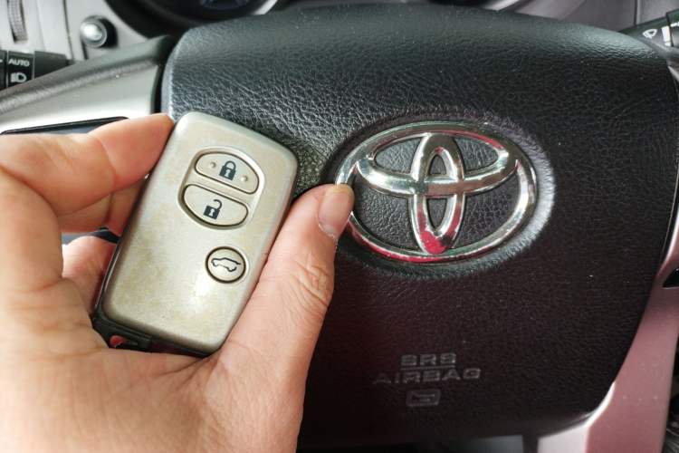 Used Toyota Prado 2010 4.0L Automatic VX NAVI Interior 1