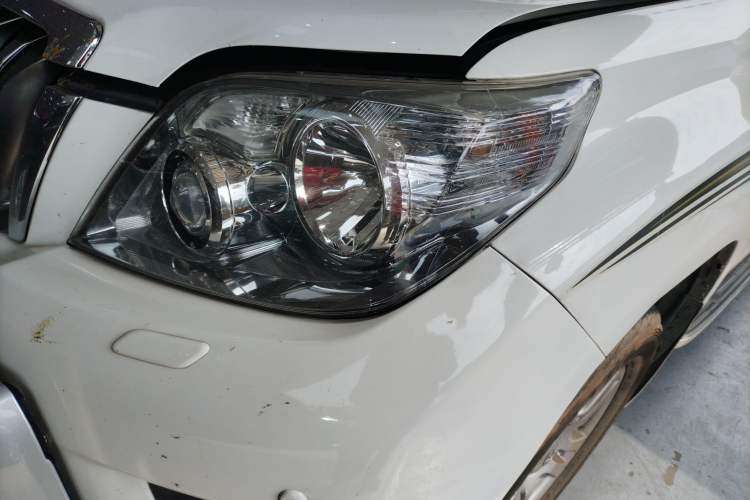 Used Toyota Prado 2010 4.0L Automatic VX NAVI Left Front Headlight