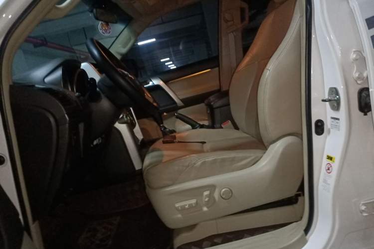 Used Toyota Prado 2010 4.0L Automatic TX Left Front Seat