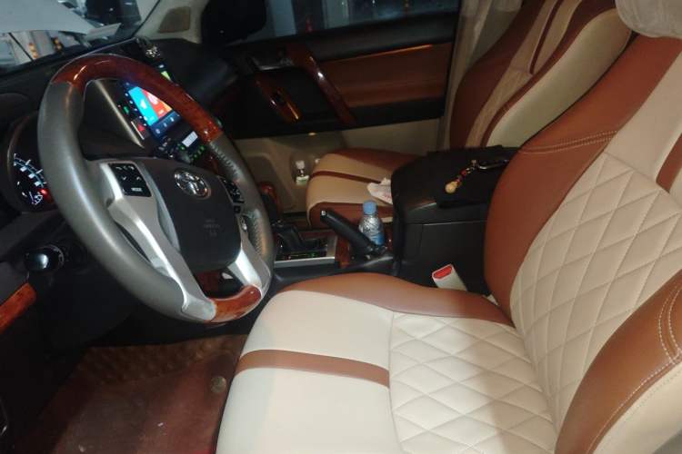 Used Toyota Prado 2010 4.0L Automatic TX-L Left Front Seat