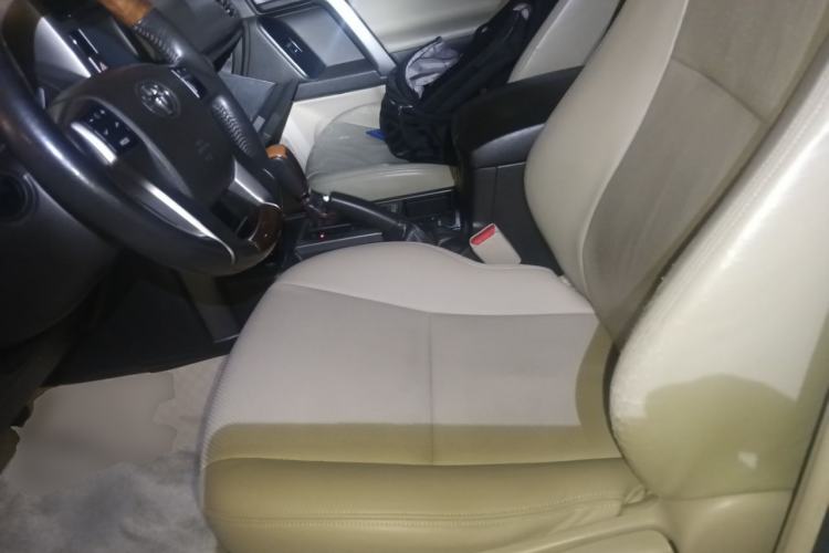 Used Toyota Prado 2010 2.7L Automatic Deluxe Edition Left Front Seat