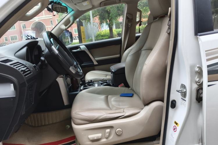 Used Toyota Prado 2010 4.0L Automatic TX-L Left Front Seat