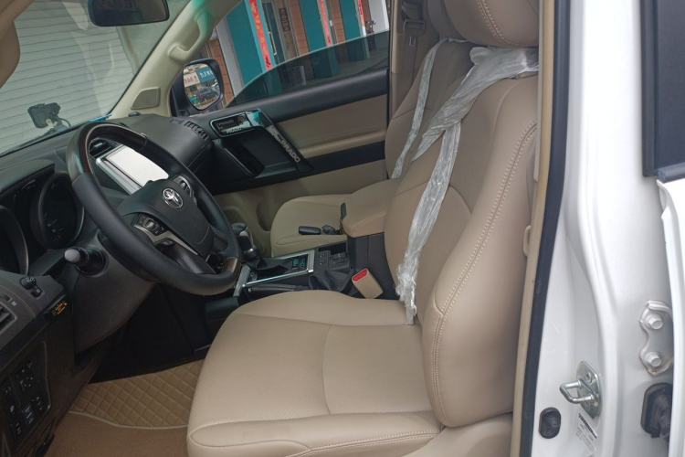 Used Toyota Prado 2010 4.0L Automatic TX-L Left Front Seat