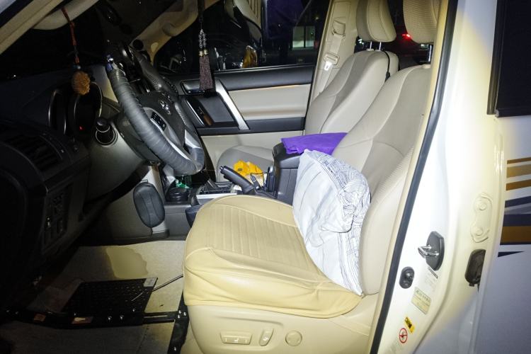 Used Toyota Prado 2010 4.0L Automatic TX-L Left Front Seat