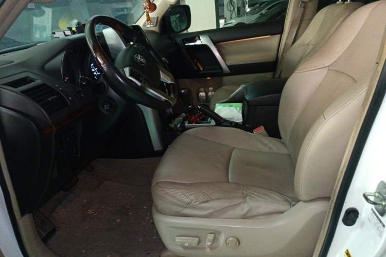 Used Toyota Prado 2010 4.0L Automatic VX NAVI Left Front Seat
