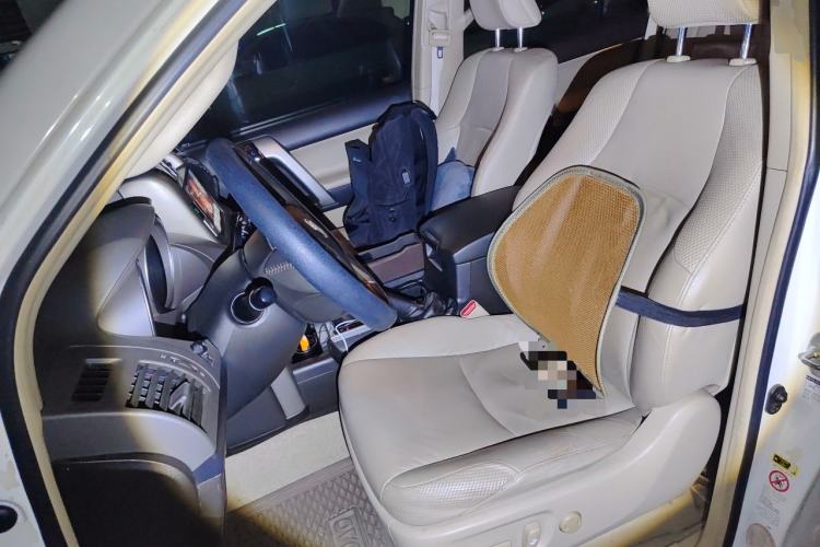 Used Toyota Prado 2010 4.0L Automatic TX-L Left Front Seat