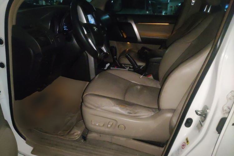 Used Toyota Prado 2010 4.0L Automatic TX-L Left Front Seat