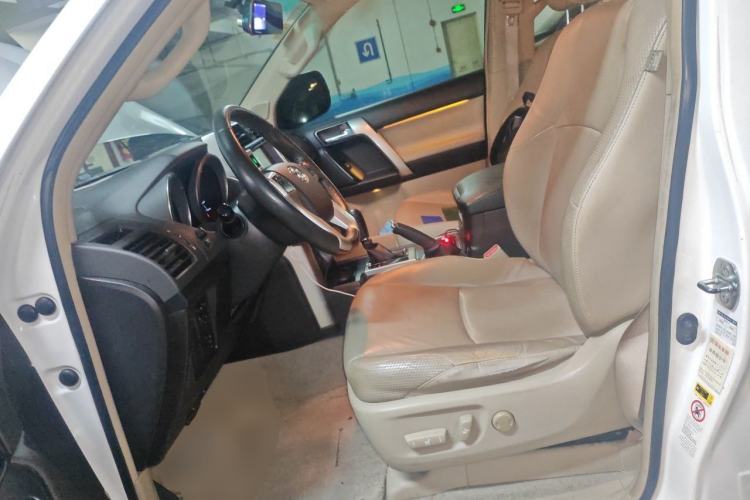 Used Toyota Prado 2010 4.0L Automatic TX-L Left Front Seat