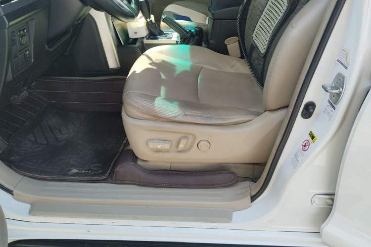 Used Toyota Prado 2010 4.0L Automatic TX-L Left Front Seat