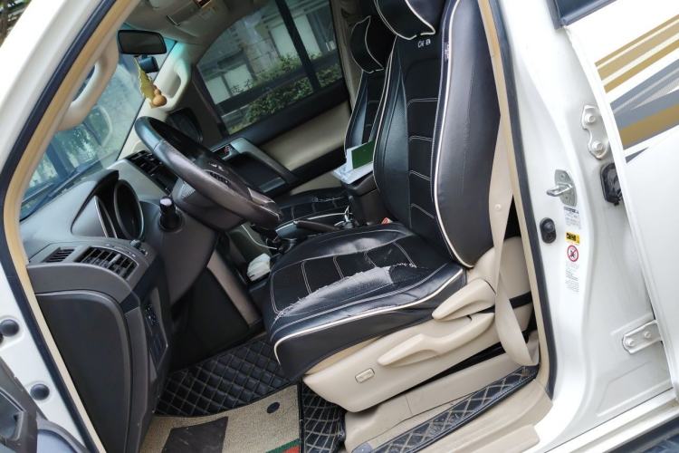 Used Toyota Prado 2010 2.7L Automatic Deluxe Edition Left Front Seat