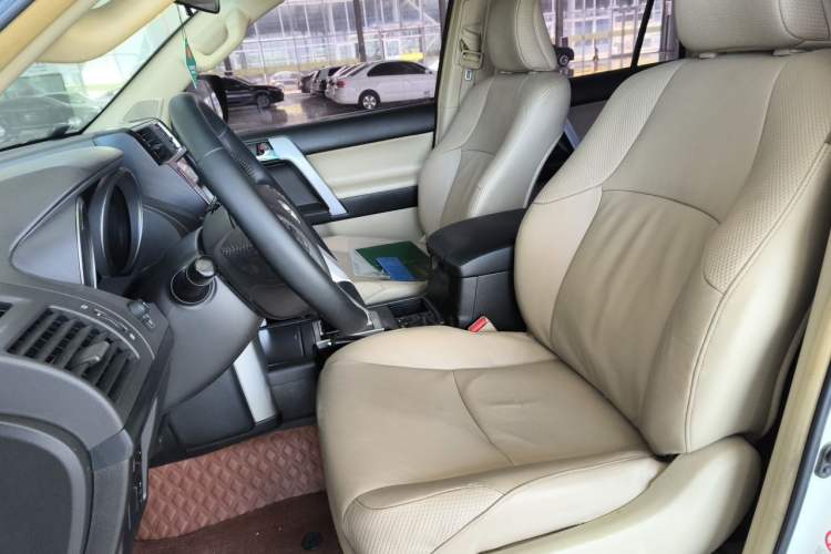 Used Toyota Prado 2010 4.0L Automatic TX-L Left Front Seat