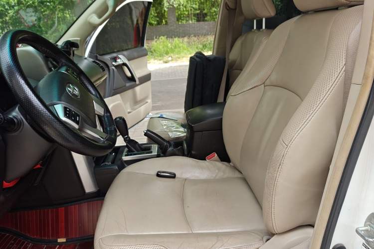 Used Toyota Prado 2010 4.0L Automatic TX-L Left Front Seat