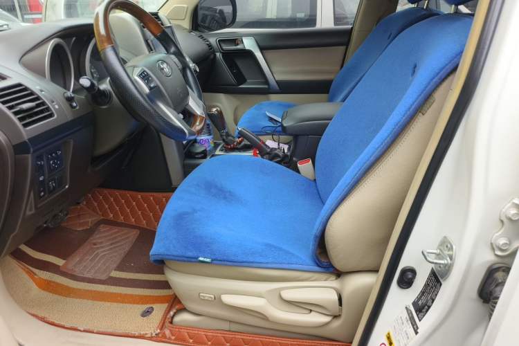 Used Toyota Prado 2010 2.7L Automatic Deluxe Edition Left Front Seat