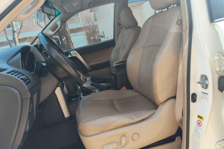 Used Toyota Prado 2010 4.0L Automatic TX-L Left Front Seat