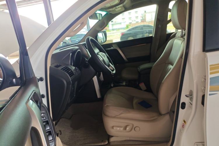 Used Toyota Prado 2010 4.0L Automatic TX-L Left Front Seat