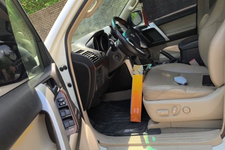 Used Toyota Prado  Left Front Seat
