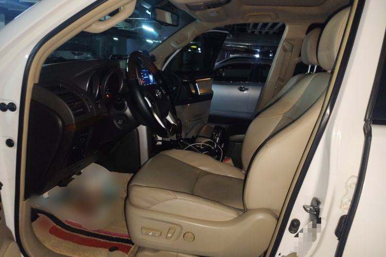 Used Toyota Prado 2010 4.0L Automatic VX Left Front Seat
