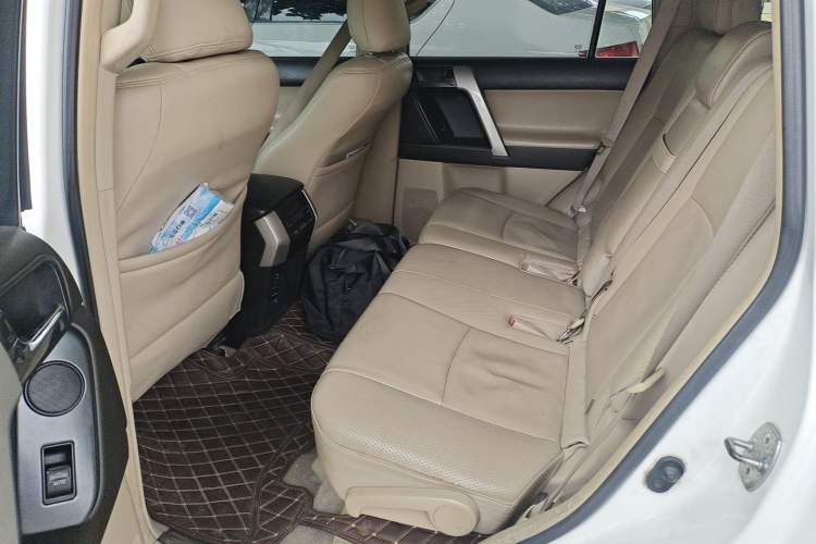 Used Toyota Prado 2010 4.0L Automatic TX-L NAVI Left Rear Seat
