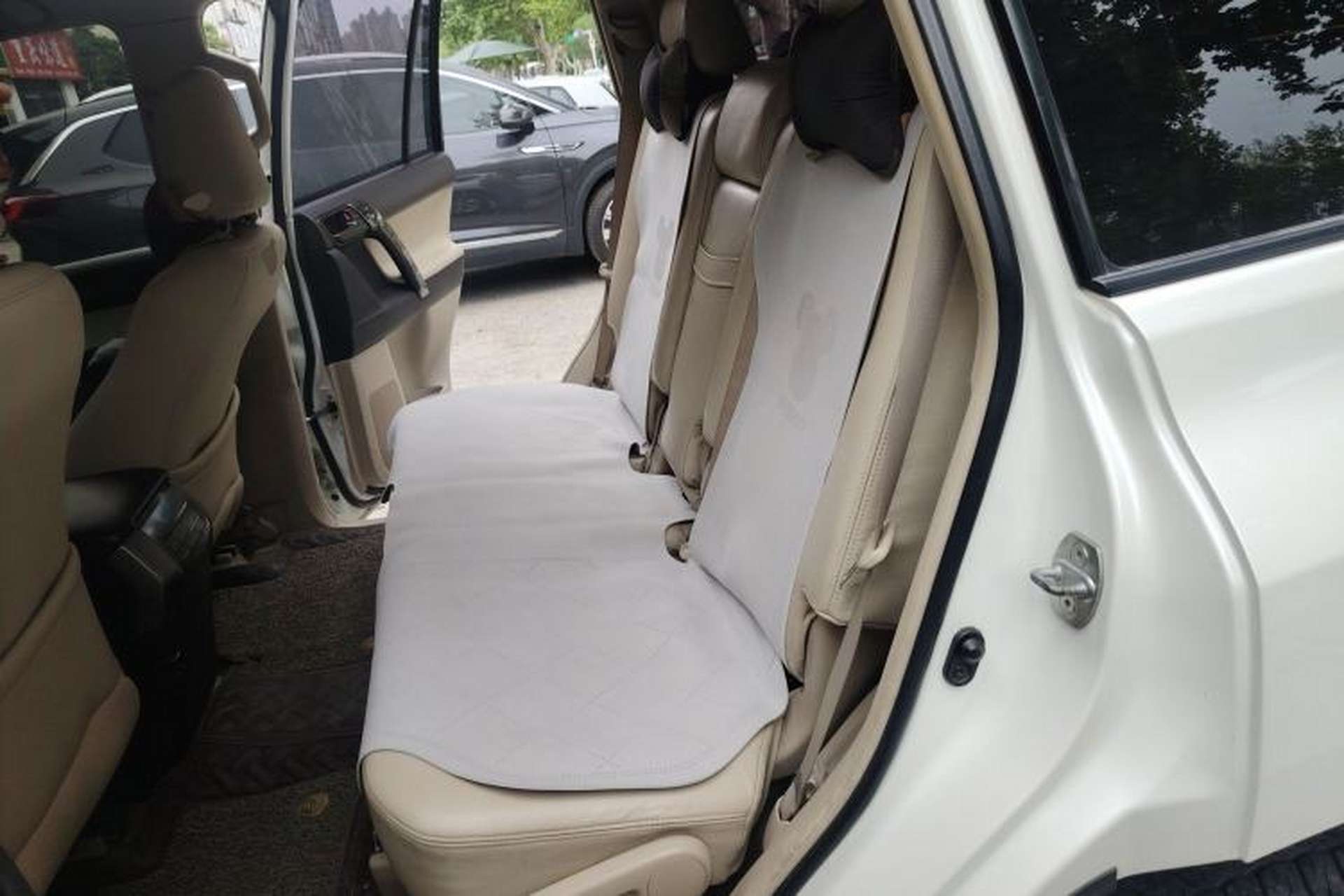 Used Toyota Prado  Left Rear Seat