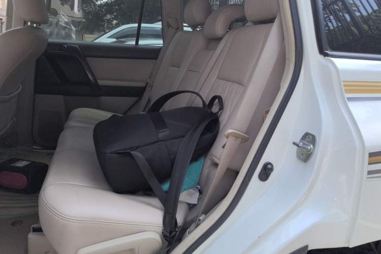 Used Toyota Prado 2010 2.7L Automatic Deluxe Edition Left Rear Seat