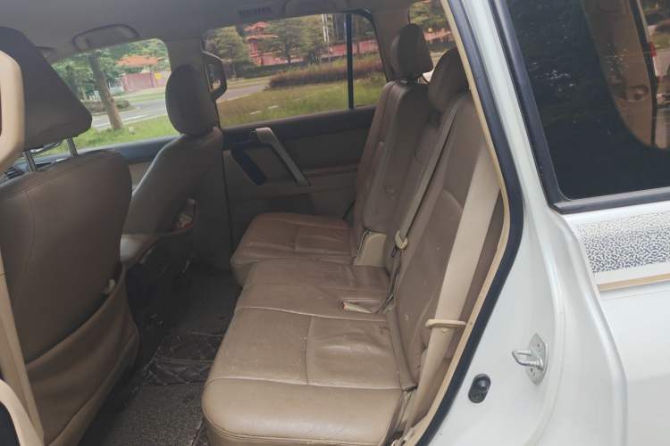 Used Toyota Prado 2010 2.7L Automatic Deluxe Edition Left Rear Seat
