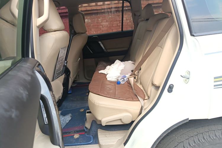 Used Toyota Prado  Left Rear Seat