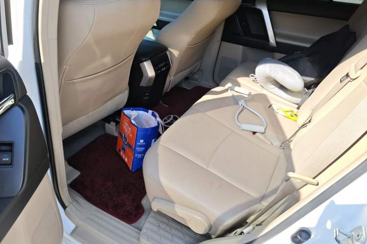 Used Toyota Prado 2010 4.0L Automatic TX-L Left Rear Seat