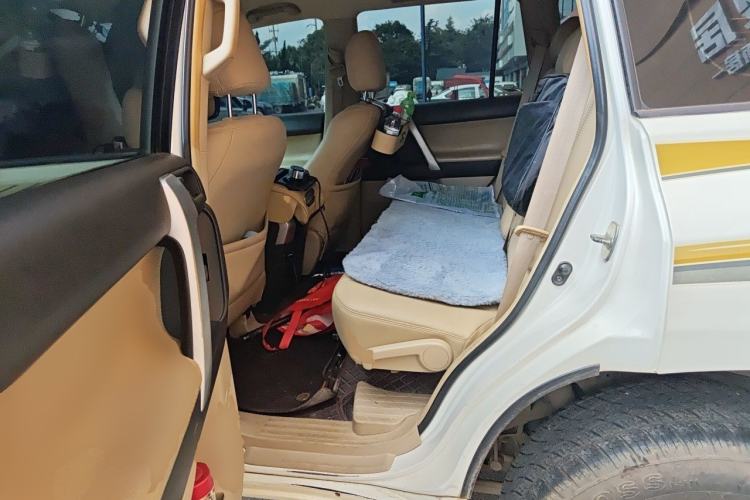 Used Toyota Prado 2010 2.7L Automatic Deluxe Edition Left Rear Seat