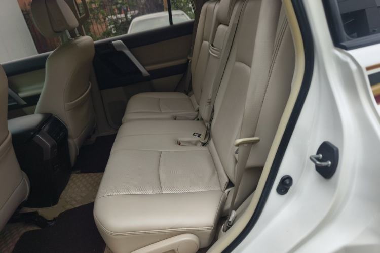 Used Toyota Prado 2010 2.7L Automatic Deluxe Edition Left Rear Seat