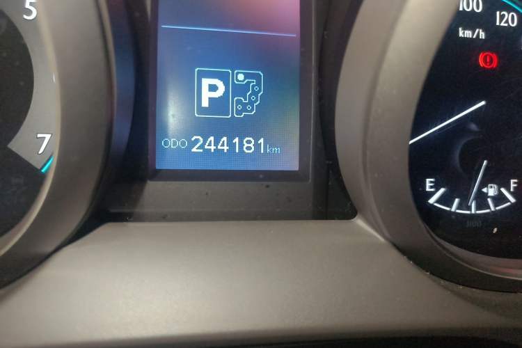 Used Toyota Prado 2010 4.0L Automatic VX NAVI Odometer Close Up