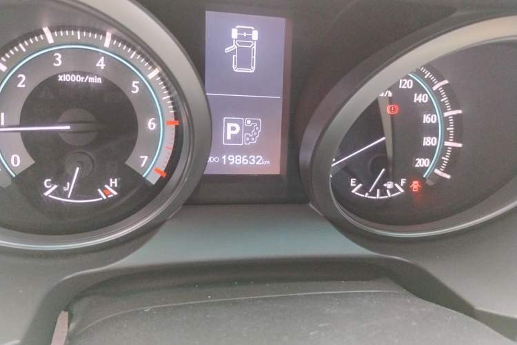 Used Toyota Prado 2010 4.0L Automatic TX-L Odometer Close Up
