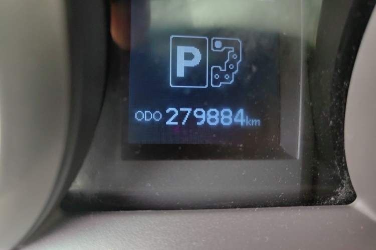 Used Toyota Prado 2010 4.0L Automatic TX-L Odometer Close Up