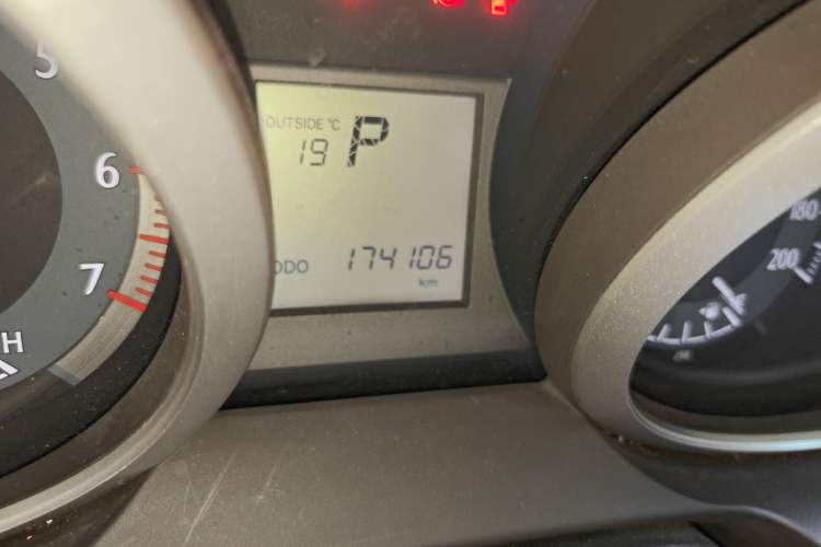 Used Toyota Prado 2010 2.7L Automatic Standard Edition Odometer Close Up