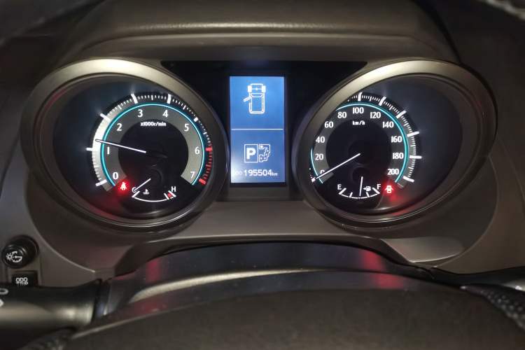 Used Toyota Prado 2010 4.0L Automatic TX-L Odometer Close Up