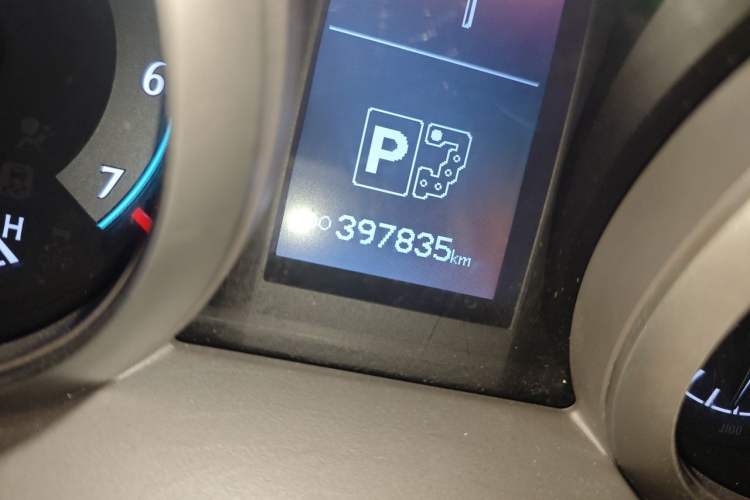 Used Toyota Prado 2010 4.0L Automatic TX-L Odometer Close Up