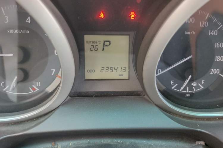 Used Toyota Prado 2010 2.7L Automatic Deluxe Edition Odometer Close Up