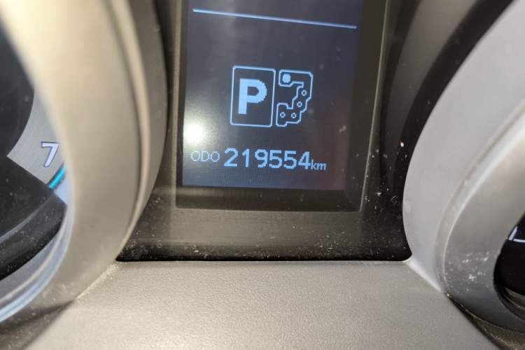 Used Toyota Prado 2010 4.0L Automatic TX-L Odometer Close Up