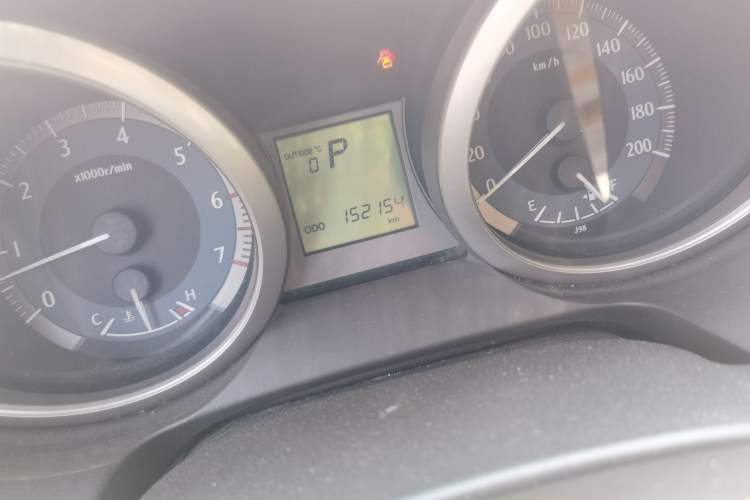 Used Toyota Prado 2010 2.7L Automatic Standard Edition Odometer Close Up