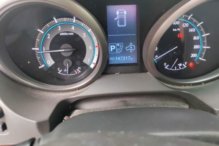Used Toyota Prado 2010 4.0L Automatic VX NAVI Odometer Close Up