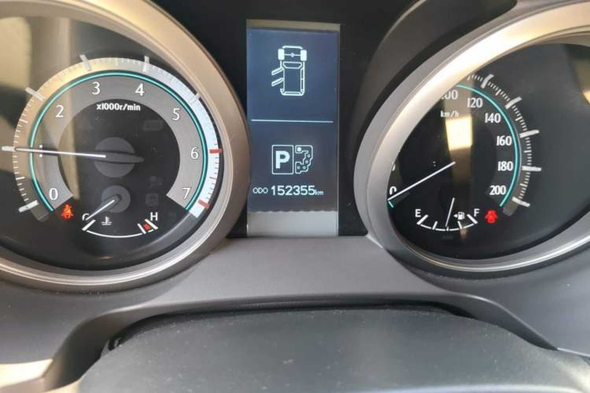 Used Toyota Prado 2010 4.0L Automatic TX-L Odometer Close Up