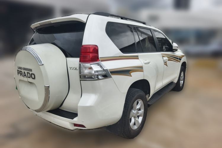 Used Toyota Prado 2010 2.7L Automatic Deluxe Edition Rear Right 45 Deg