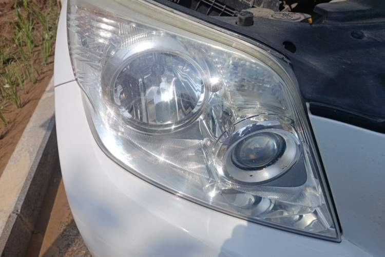Used Toyota Prado 2010 4.0L Automatic TX-L Right Front Headlight