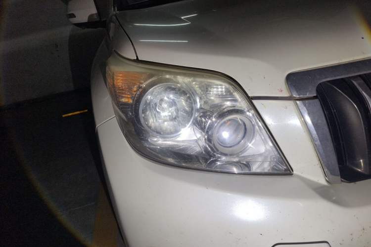 Used Toyota Prado 2010 2.7L Automatic Standard Edition Right Front Headlight