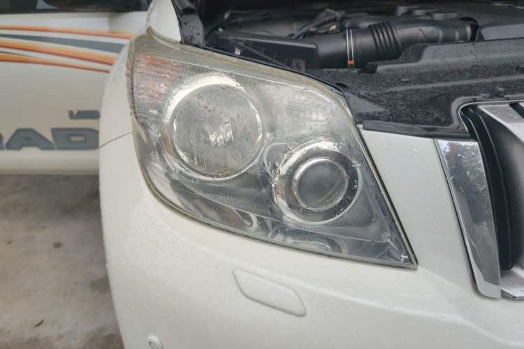 Used Toyota Prado  Right Front Headlight