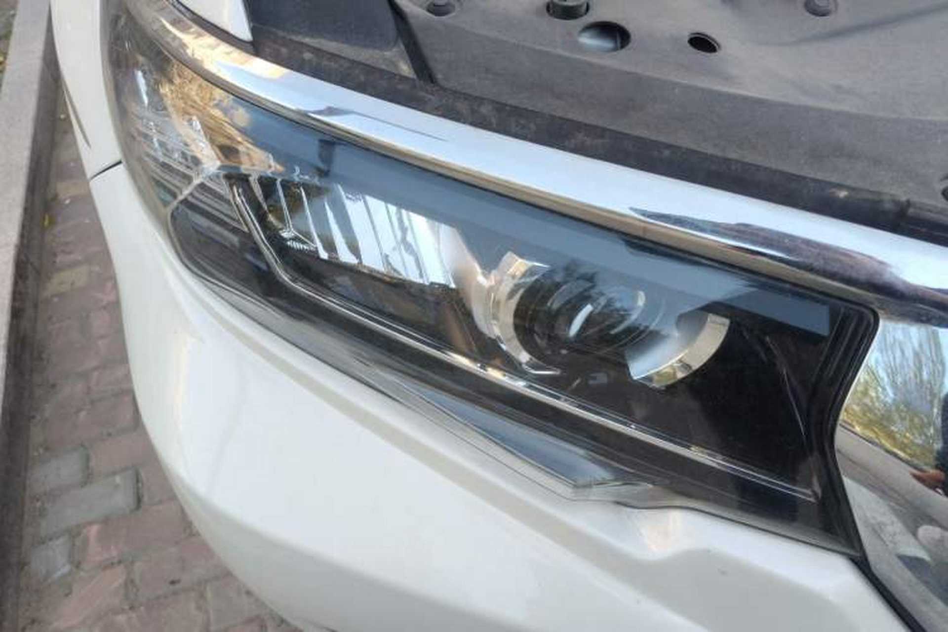 Used Toyota Prado  Right Front Headlight