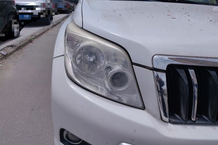 Used Toyota Prado 2010 4.0L Automatic TX-L Right Front Headlight