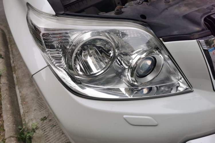 Used Toyota Prado 2010 2.7L Automatic Standard Edition Right Front Headlight