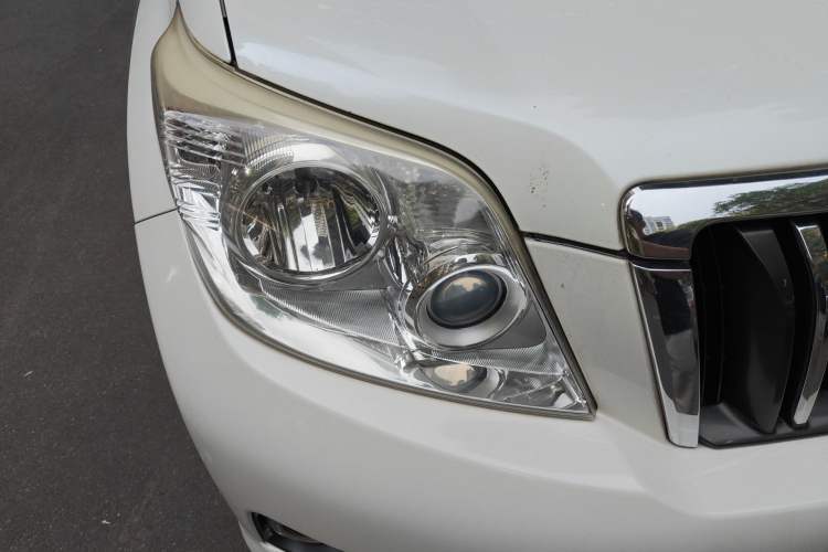 Used Toyota Prado 2010 2.7L Automatic Standard Edition Right Front Headlight