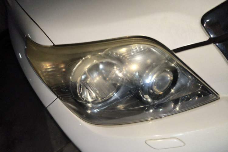 Used Toyota Prado 2010 4.0L Automatic VX NAVI Right Front Headlight